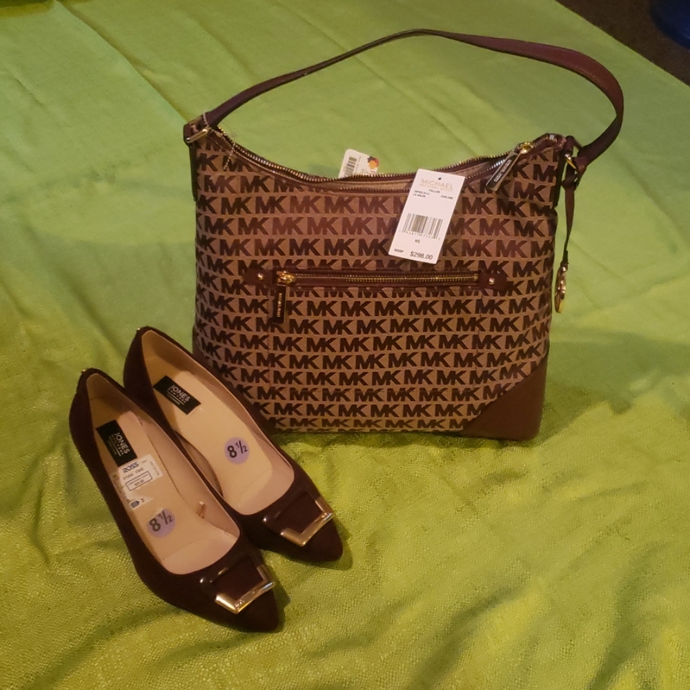 Michael Kors,  bnwt,  beautiful handbag